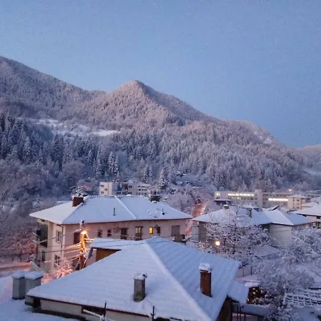 Yellow House Smolyan