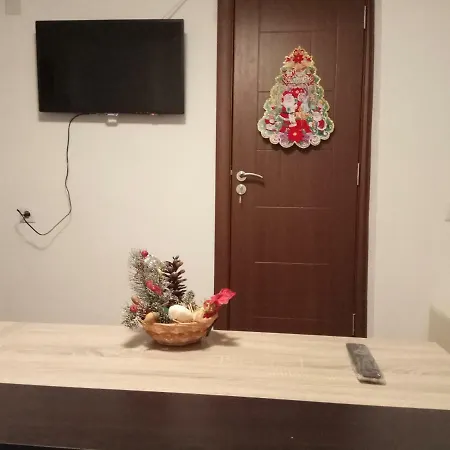 Yellow House Homestay